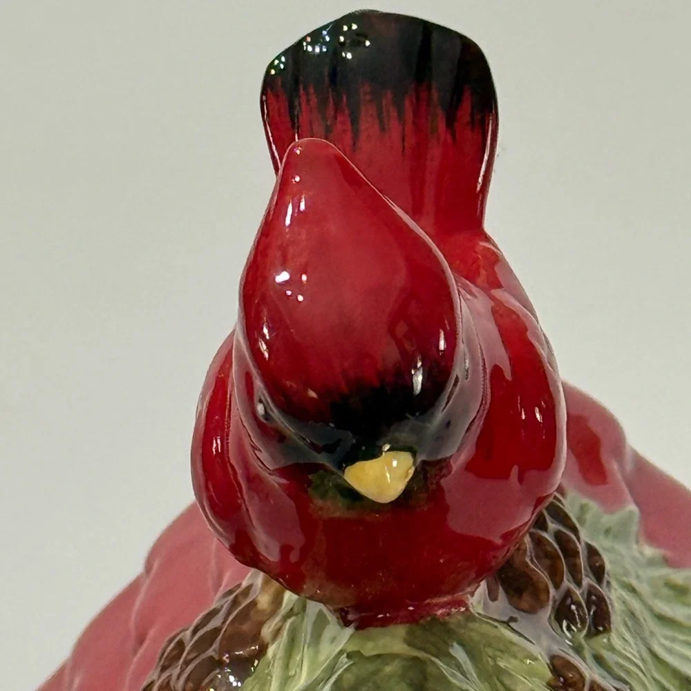 Cracker Barrel Exclusive Cardinal Pine Cone Holiday Birdhouse Cookie Jar New Box